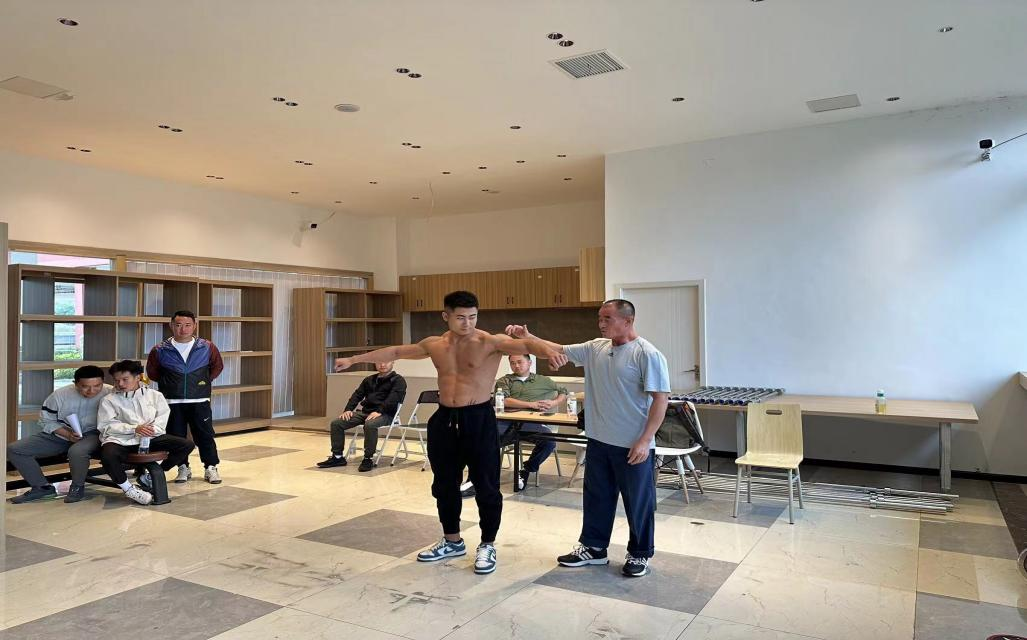 1682237035136806.png 图片3.png